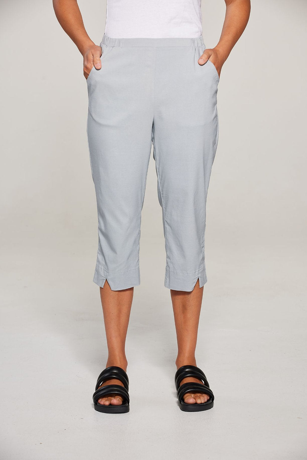 3/4 Court Pant Silver
