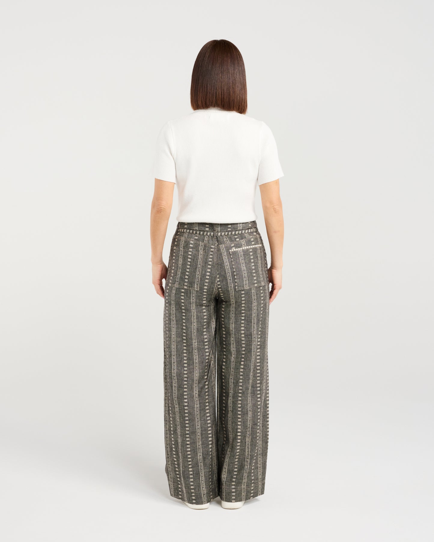 Daria Pant - Sunmark