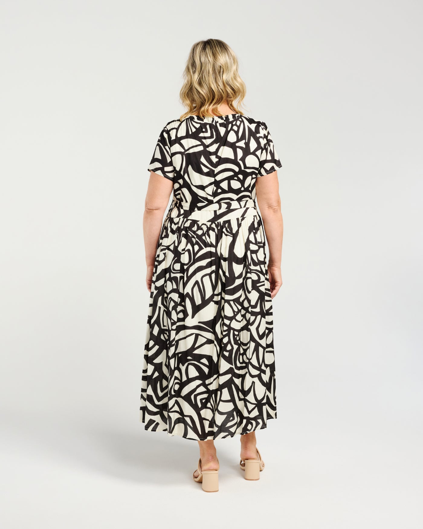 Scarlett Dress - Due Aug/Sept