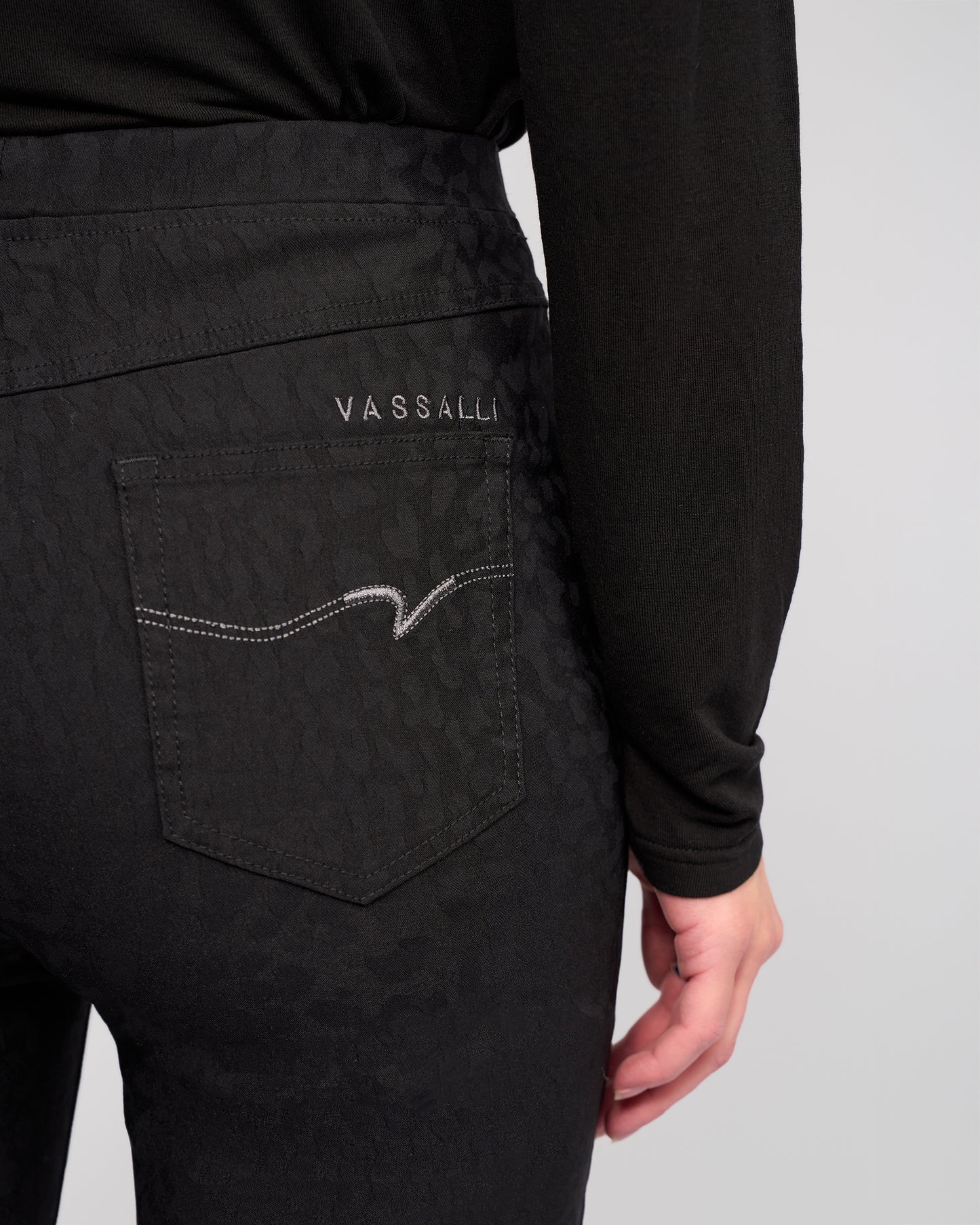 Bay Embossed Pull On - 234AF - Black