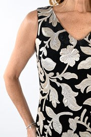Frank Lyman - Velvet Applique Dress - 239387 - Black/Champagne