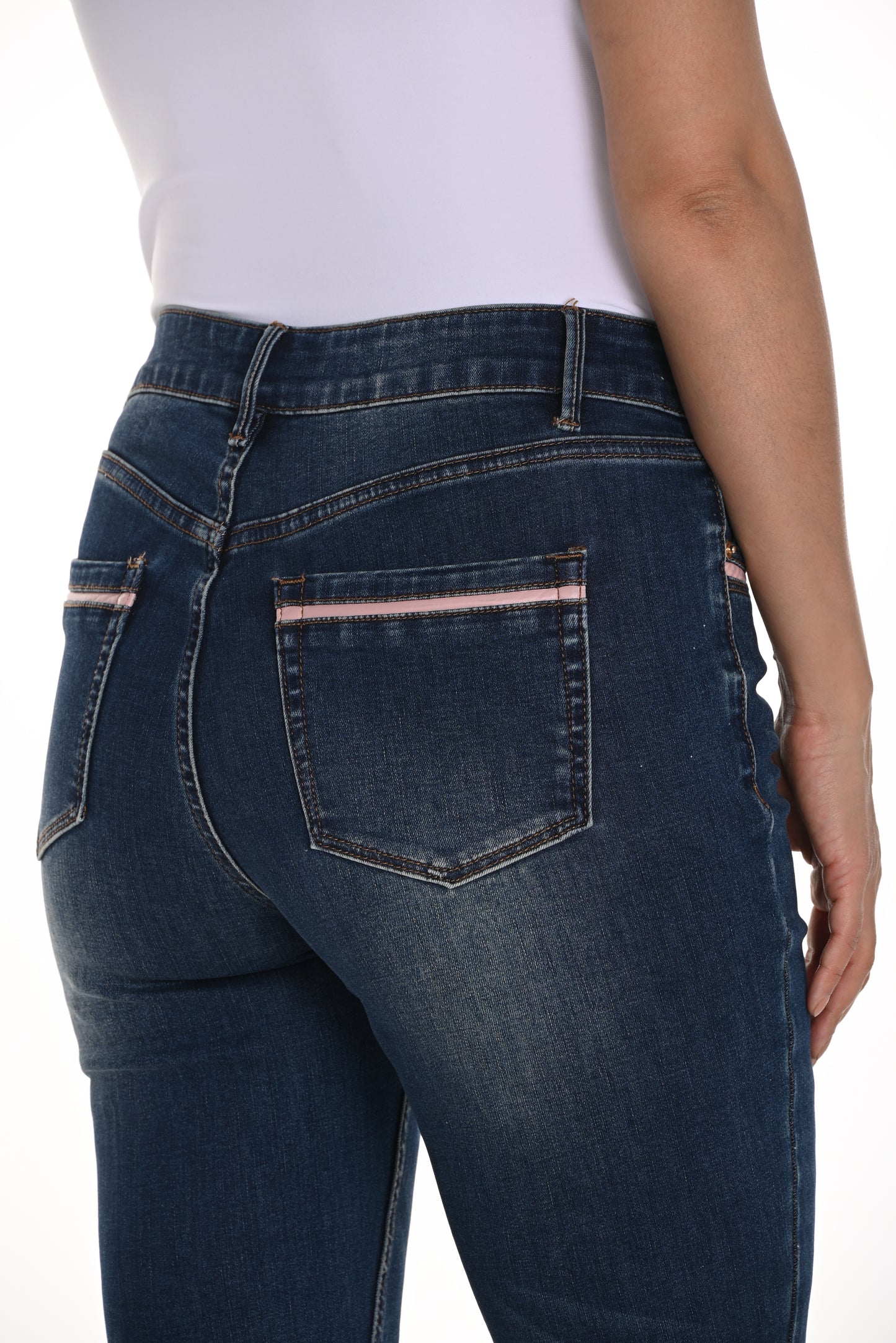 Frank Lyman - Jeans - Style 226182U