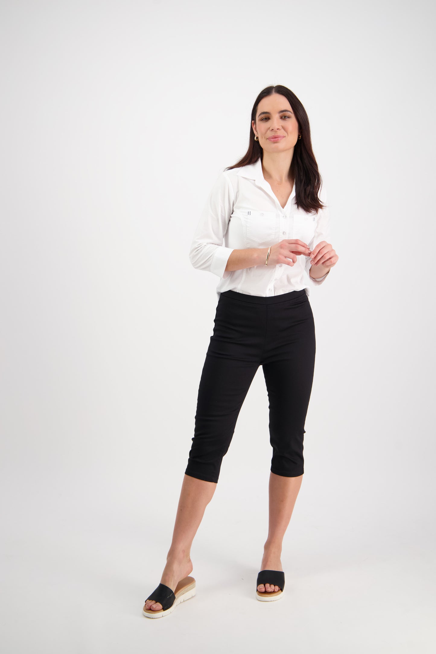 Vassalli - 3/4 Cotton Pull on Pant - 261LW - Black or White