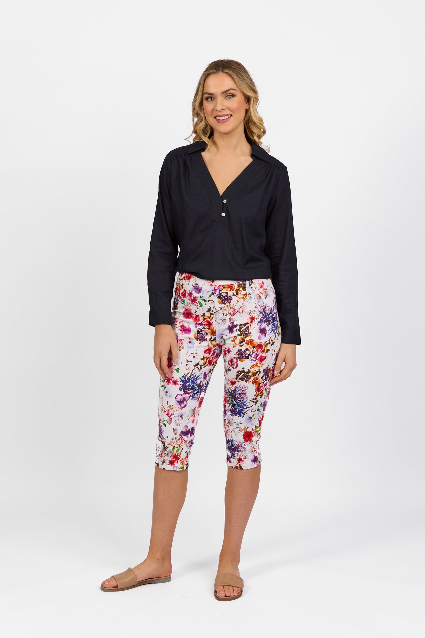 Vassalli - 3/4 Cotton Pull on Pant - 261LW - Burst