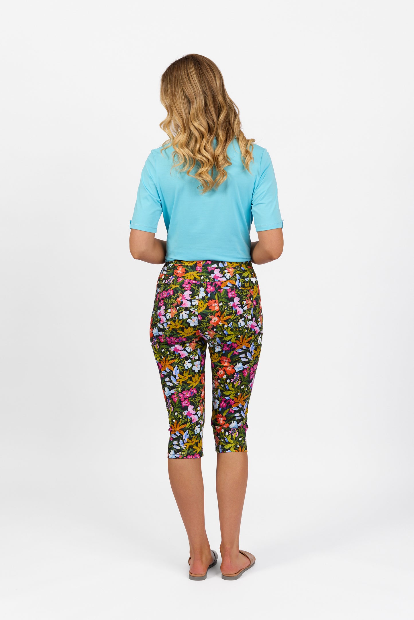 Vassalli - 3/4 Cotton Pull on Pant - 261LW - Lola - 50% off - 1 x 10 left