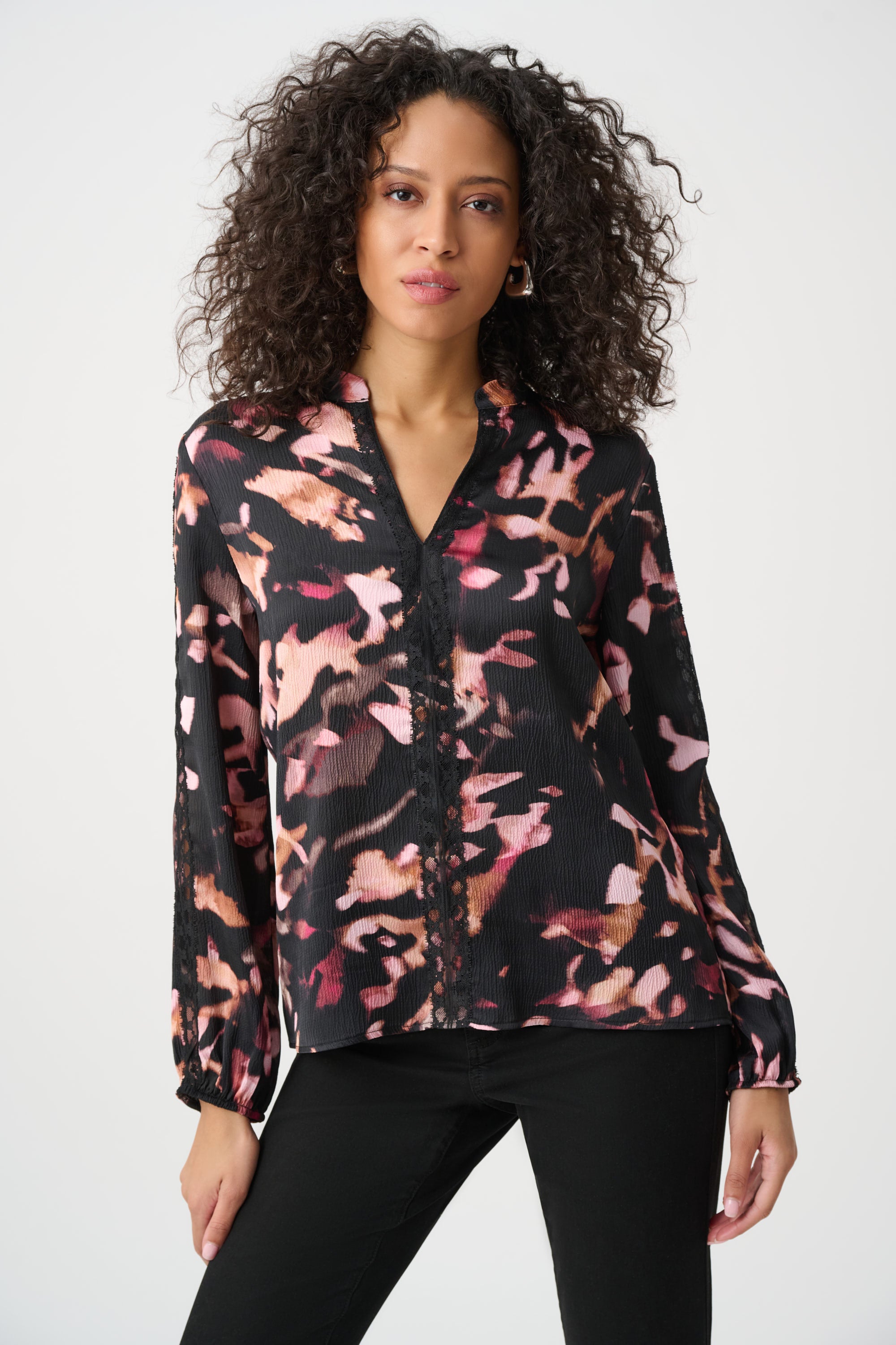 Textured Satin Abstract Print Top – Penelope’s of Otaki