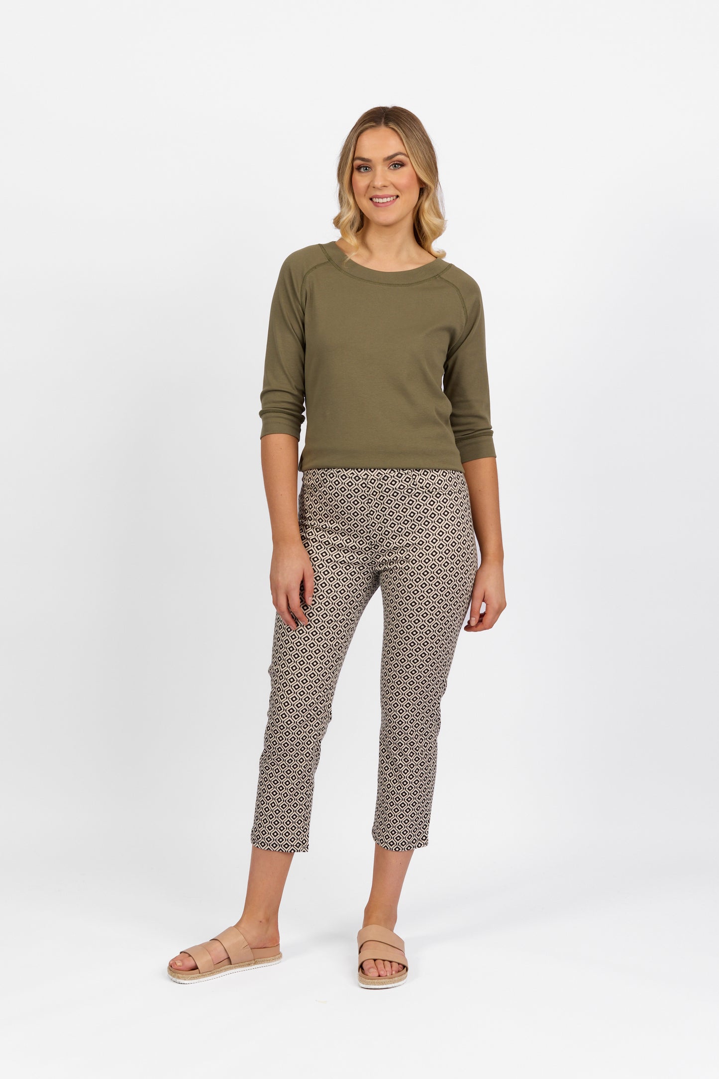 Vassalli - 7/8 Slim Leg Cotton Pull-on Pant - 274LW - Sahara