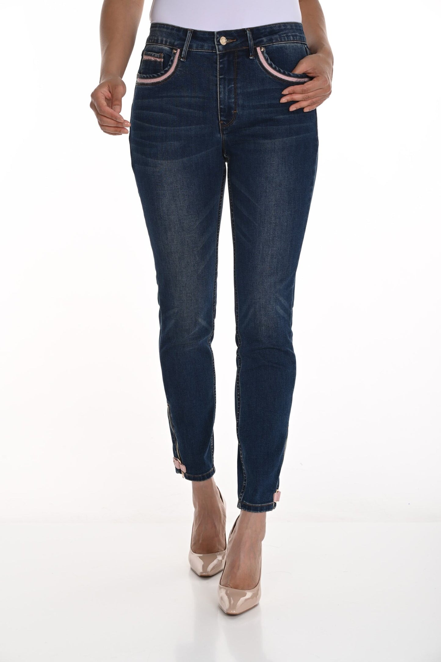 Frank Lyman - Jeans - Style 226182U