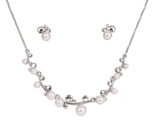 White Pearl Fashion Necklace Set NC3657