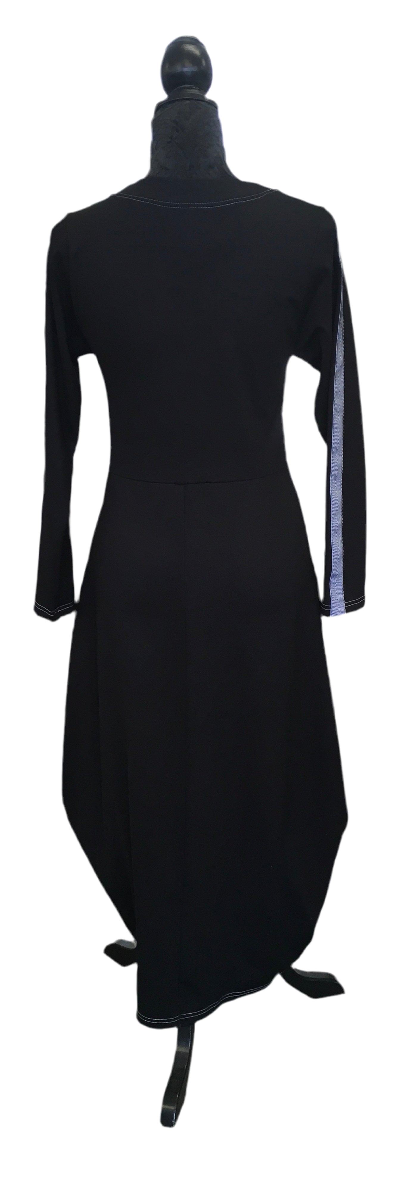 Carly Dress - D1600PON - Black Contrast Stitching with Sleeve Detail