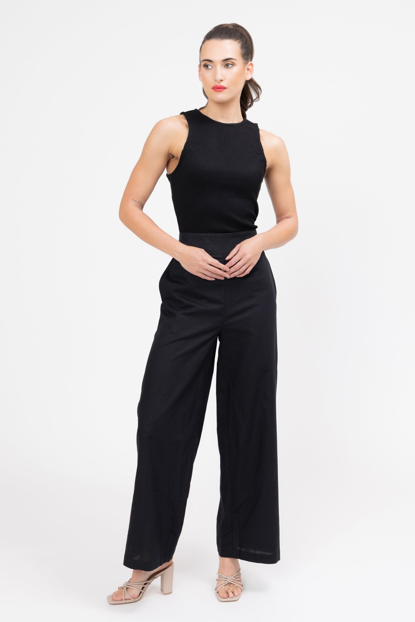 Essential Wide Leg Pant - Black