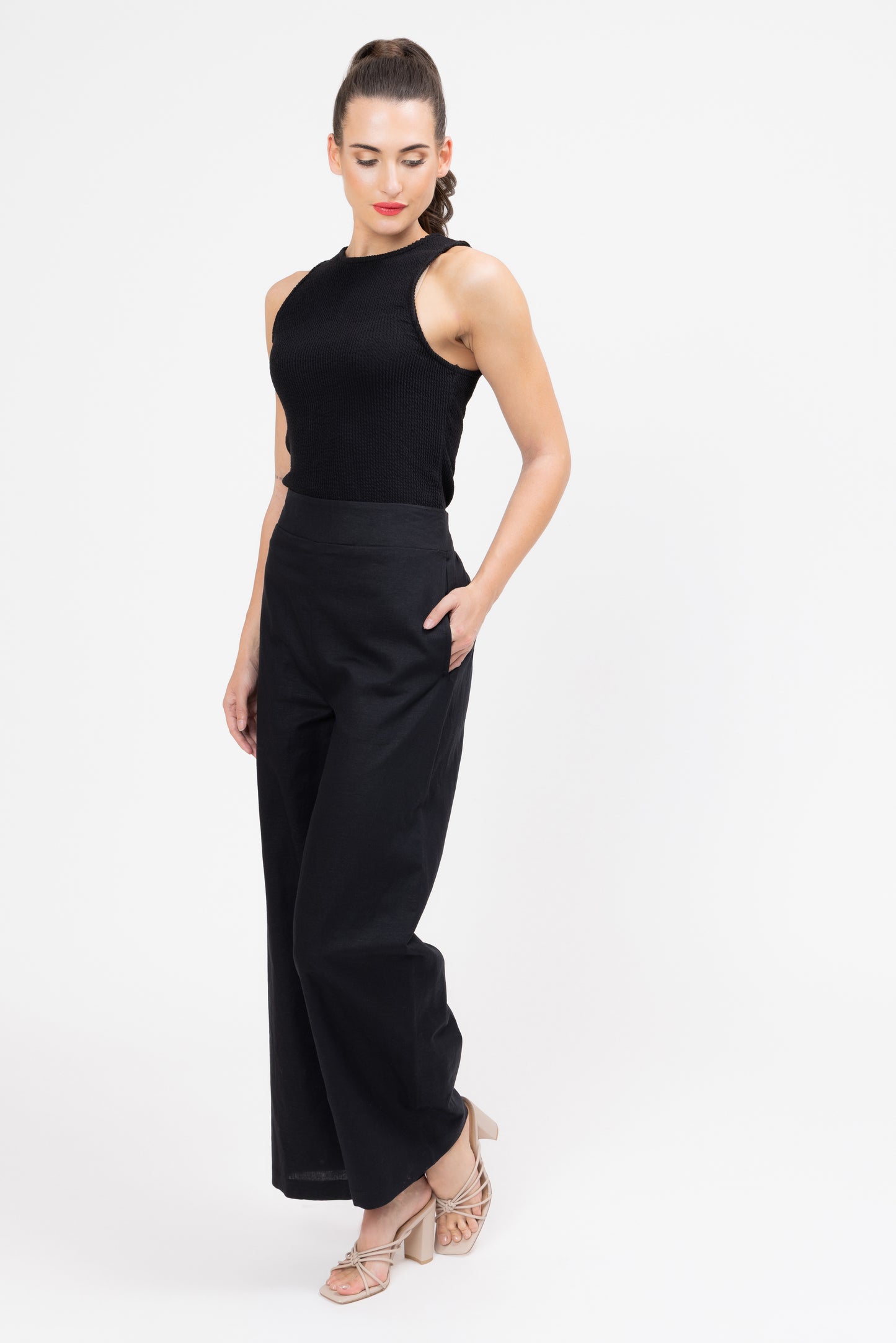 Essential Wide Leg Pant - Black