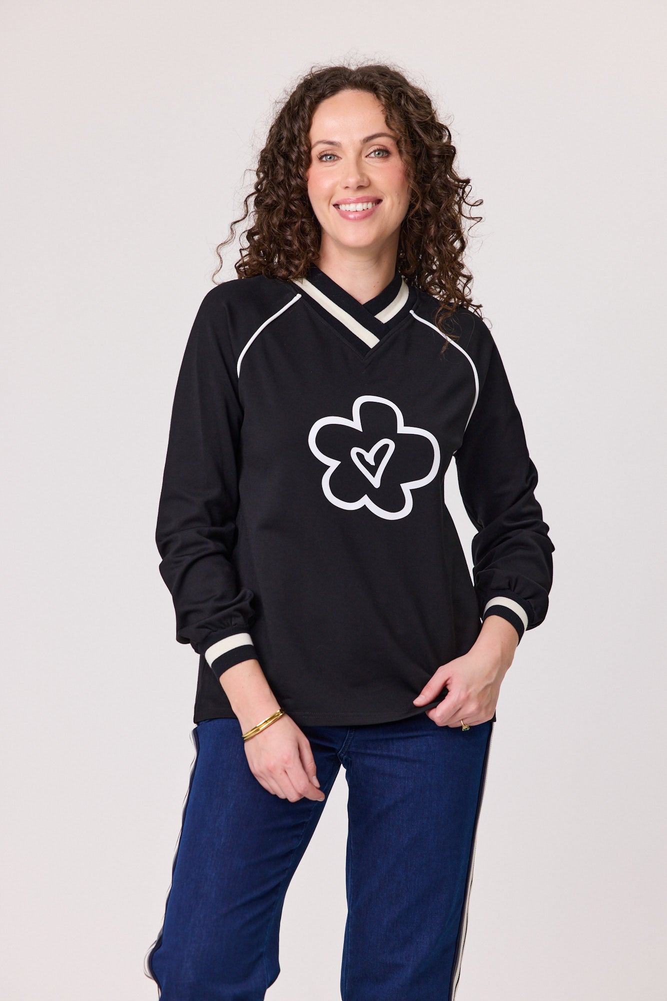 Daisy V Neck Sweatshirt