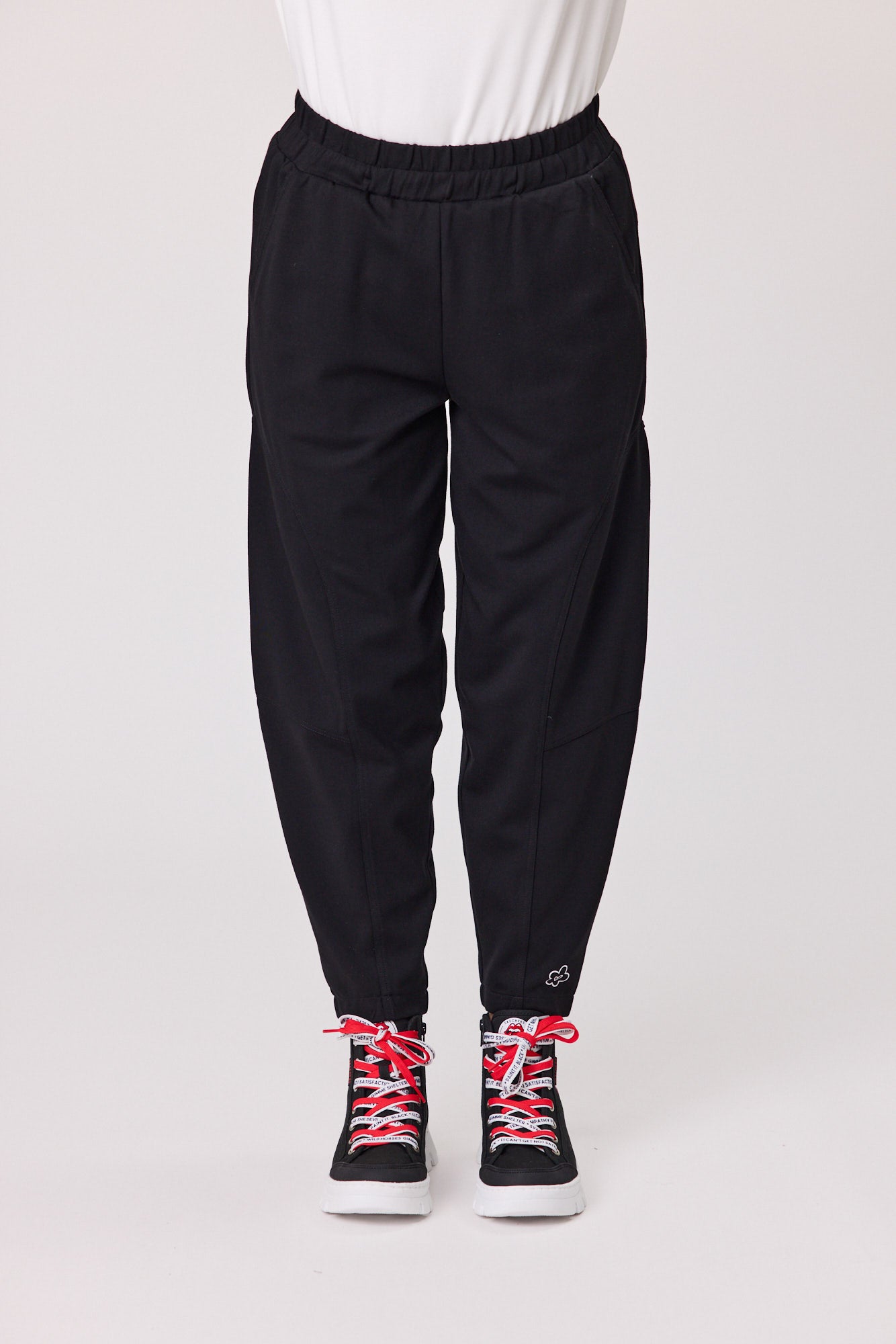 Daisy Barrel Pant