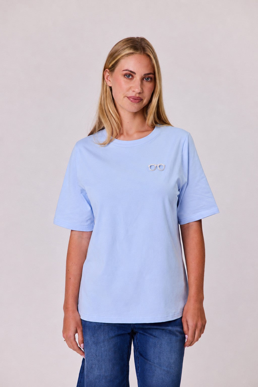 T-Shirt & Brooch - Pale Blue - DUE AUG/SEPT