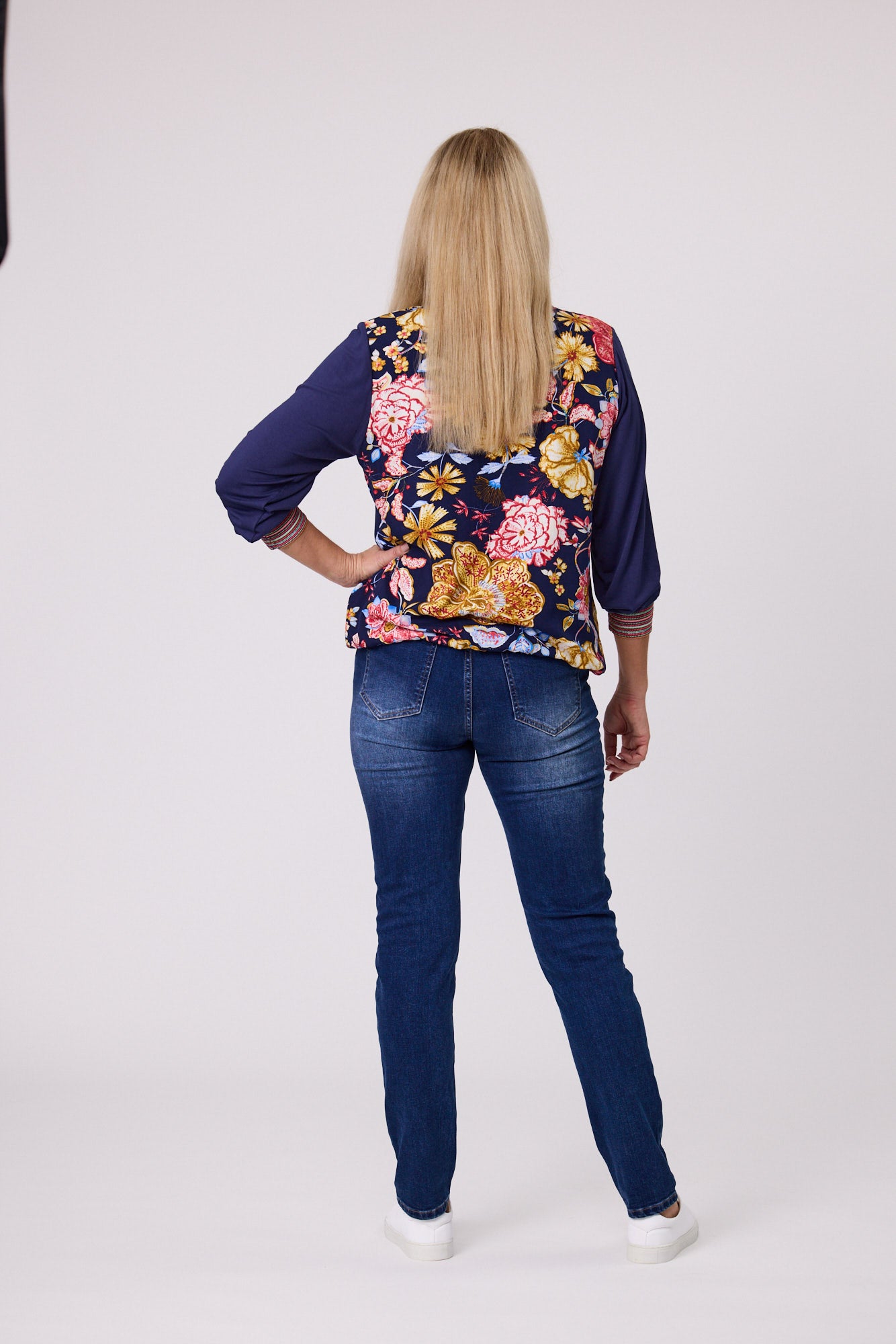 Georgie Top - D8006 - Navy - Due Feb/Mar