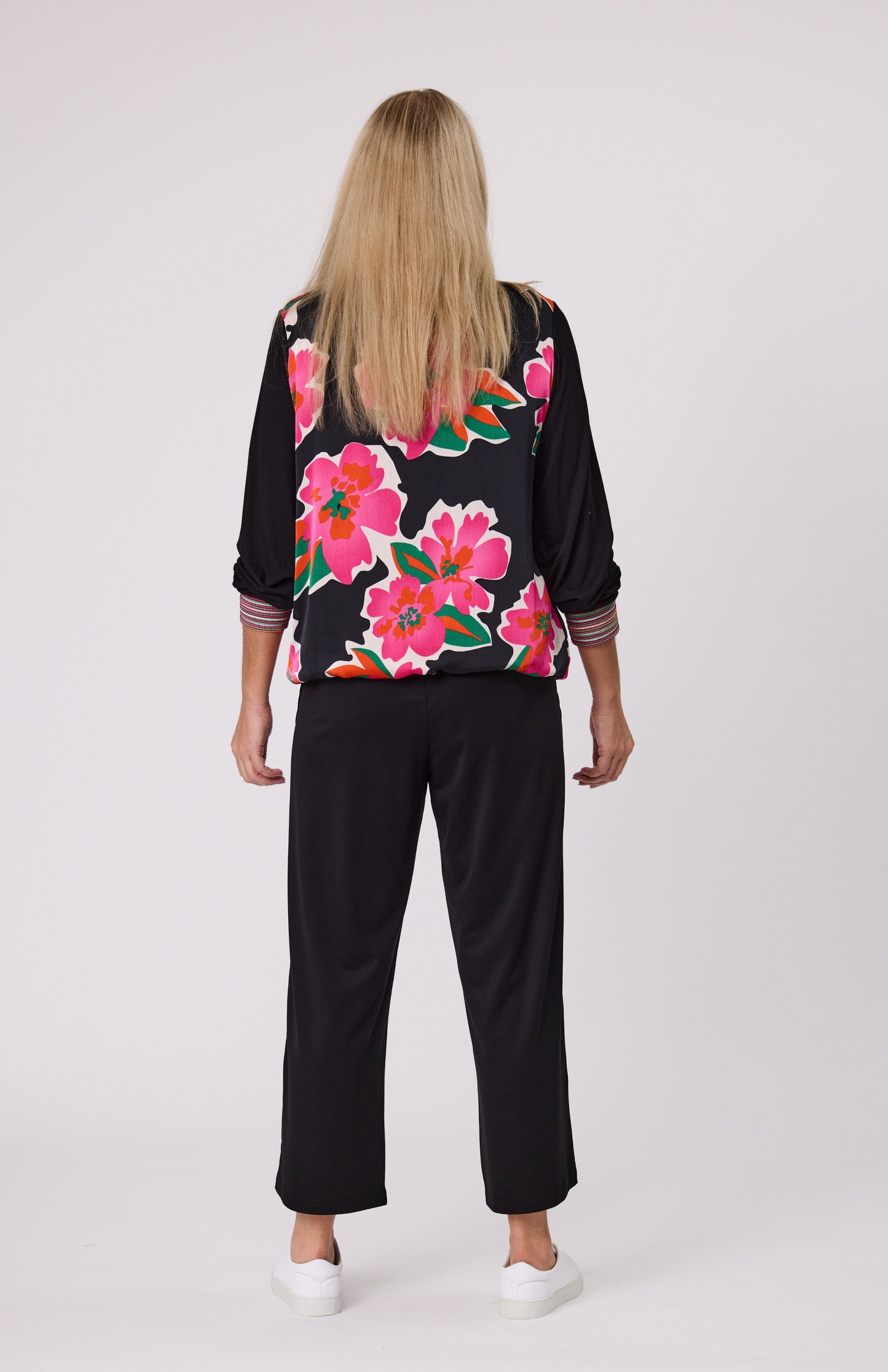 Georgie Top - D8006 - Black Floral - Due Feb/Mar