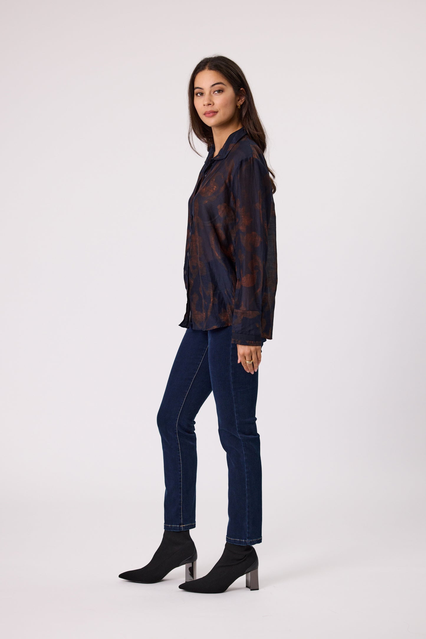 Estate Shirt - DN29143 - Estate Print - Due Feb