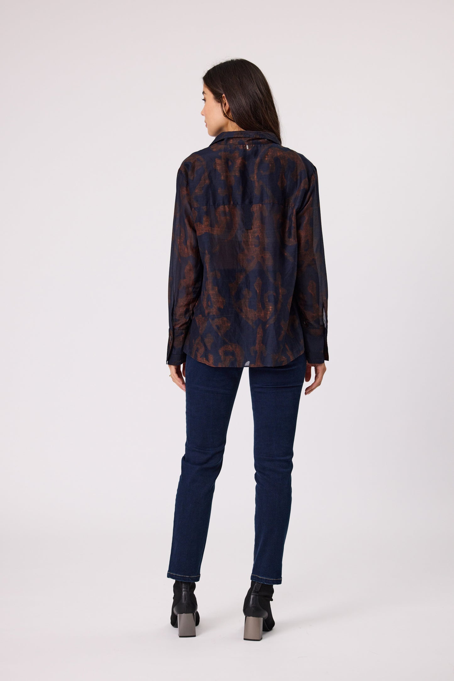 Estate Shirt - DN29143 - Estate Print - Due Feb