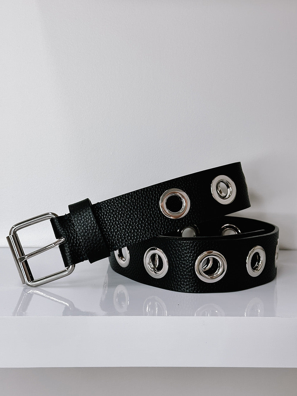 Eyelet Belt - LTD186 - Black