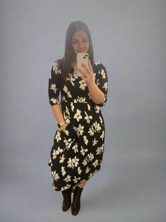 Bittermoon - Carly Dress - Clematis Pattern 3/4 Sleeve - Navy Background