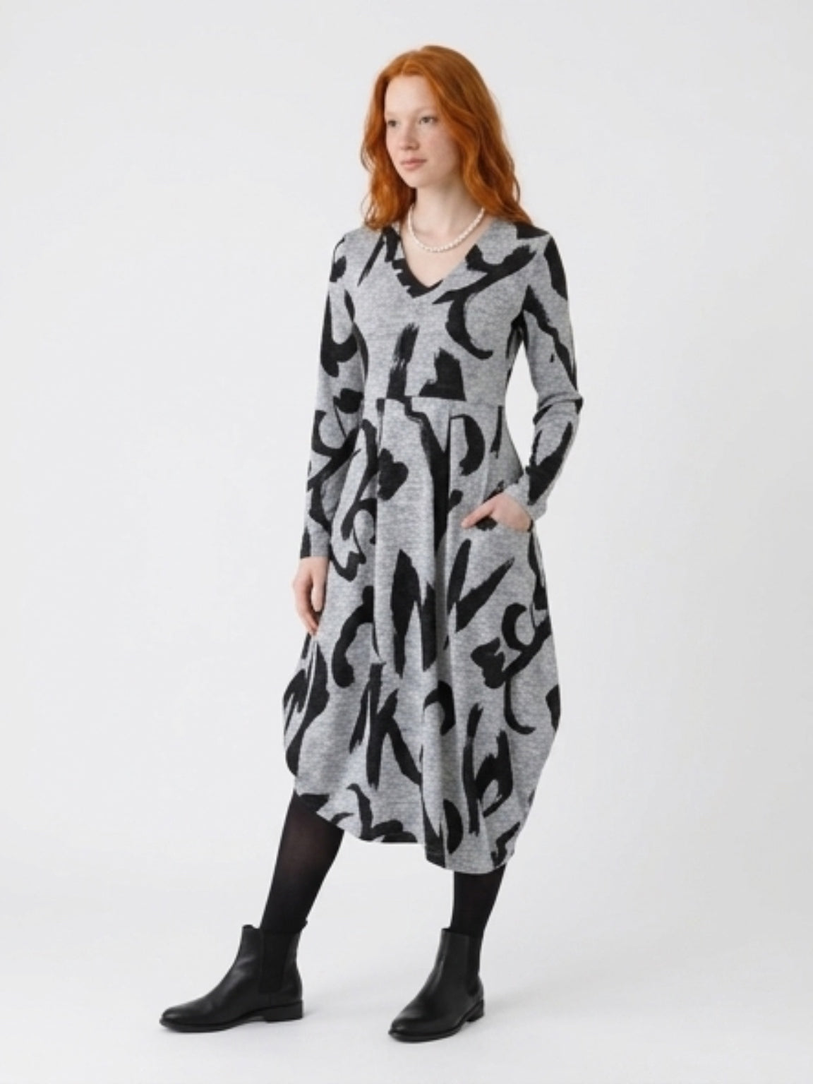 Carly Dress in Grey Marle/Black Pattern