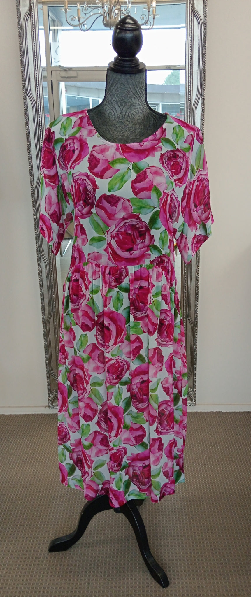 Good Time Dress Roses