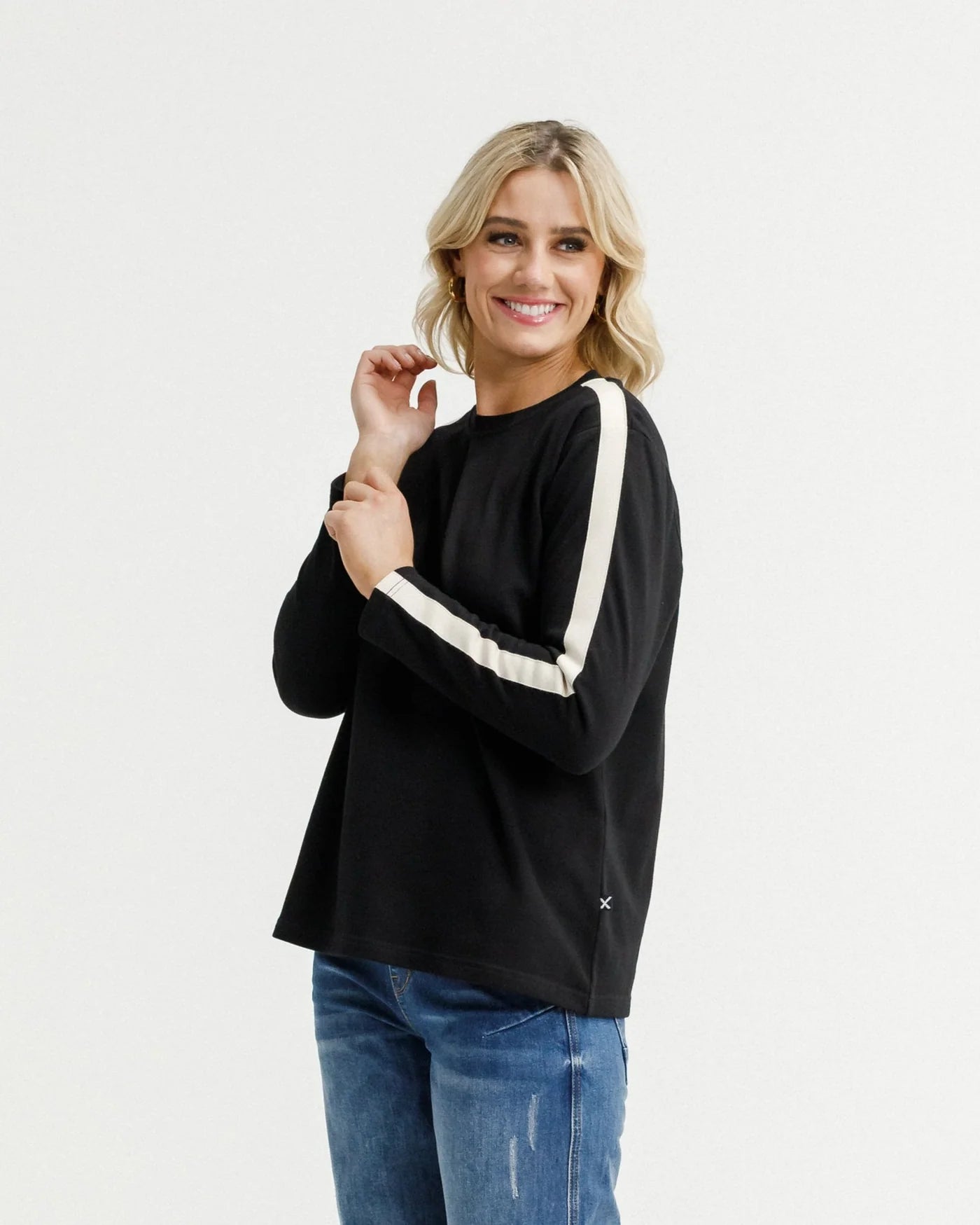 Chris Tee - Black/Sand
