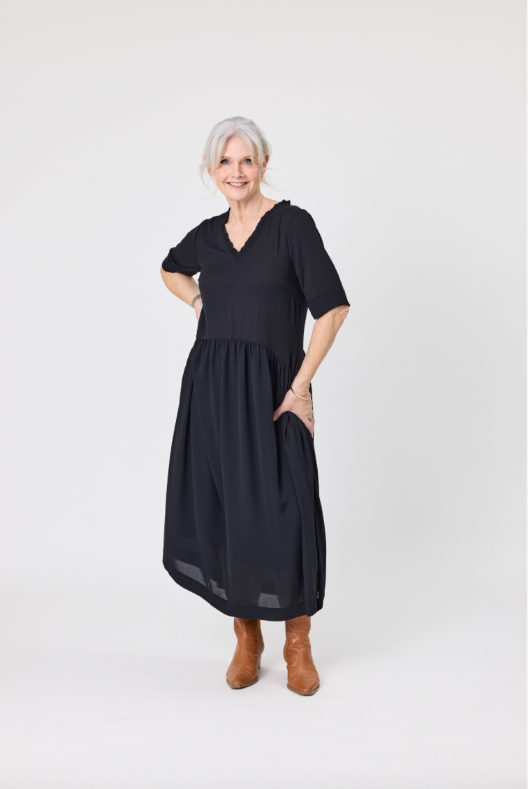 Marja Dress Black