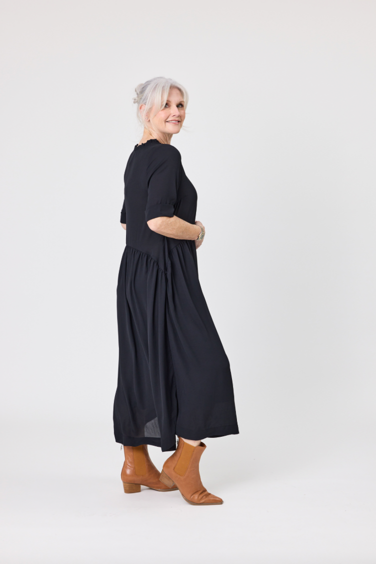 Marja Dress Black