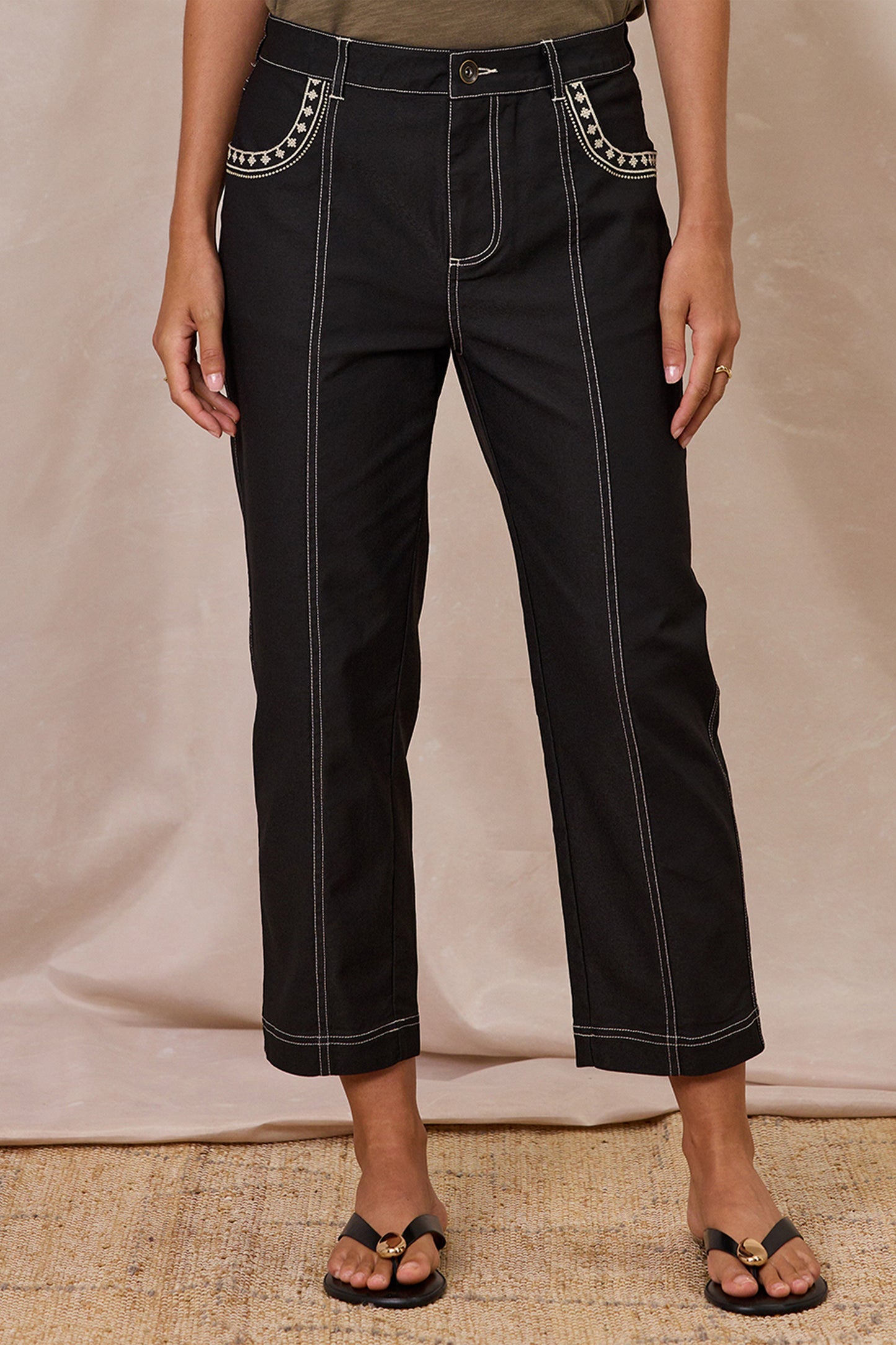 Roamer Crop Pant - Due Aug/Sept