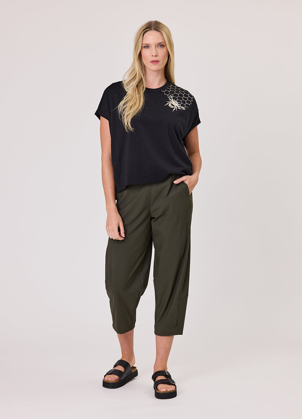 Esther Tee - Due Aug