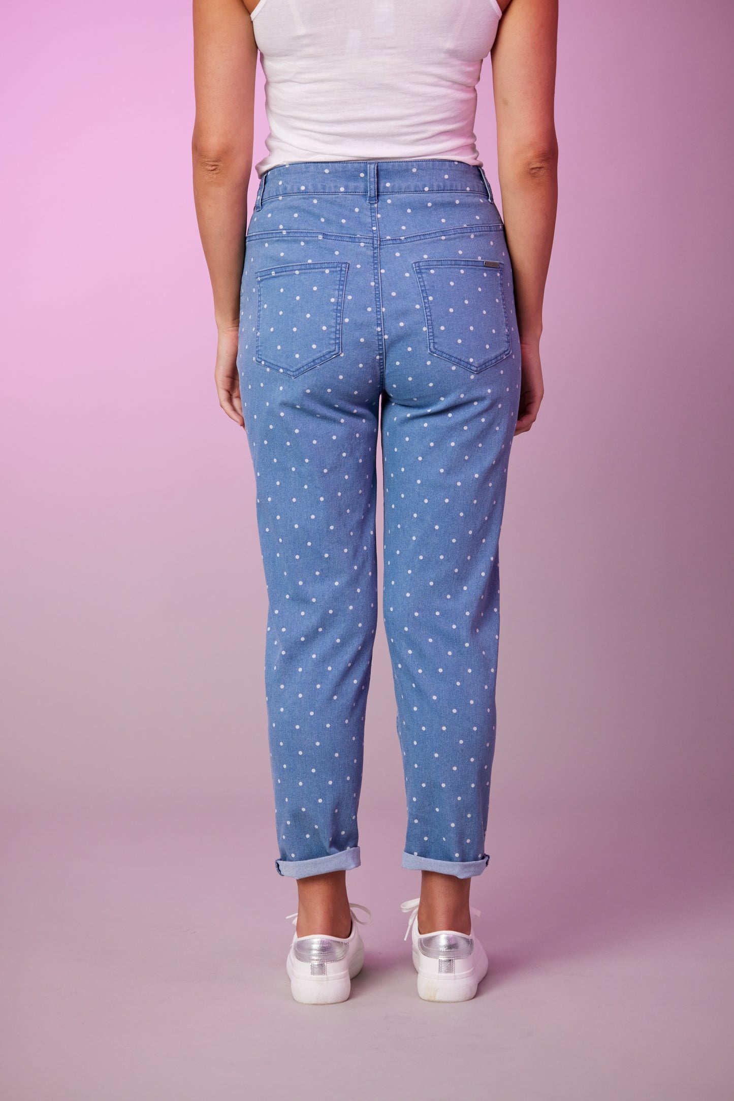 Newport - Cassia Jean - NP28922 - Spot