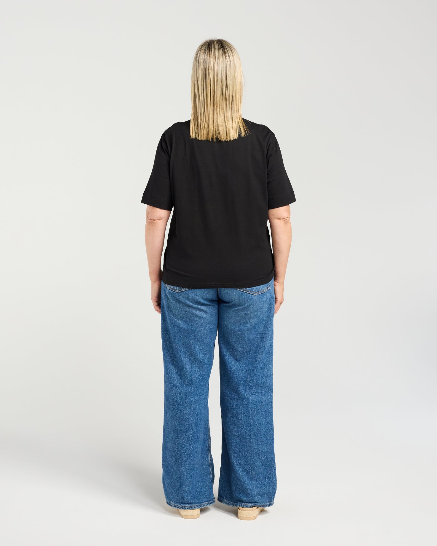 Juna Top - Black - Due Aug/Sept