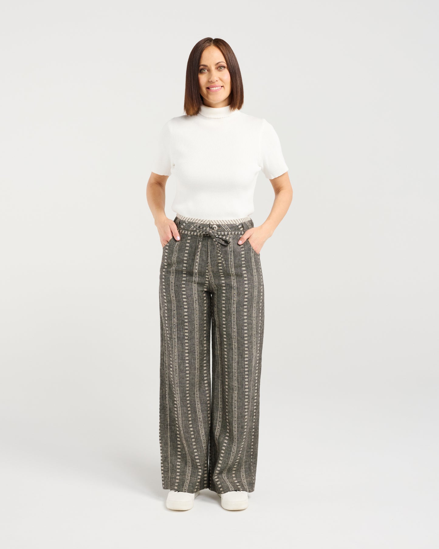 Daria Pant - Sunmark