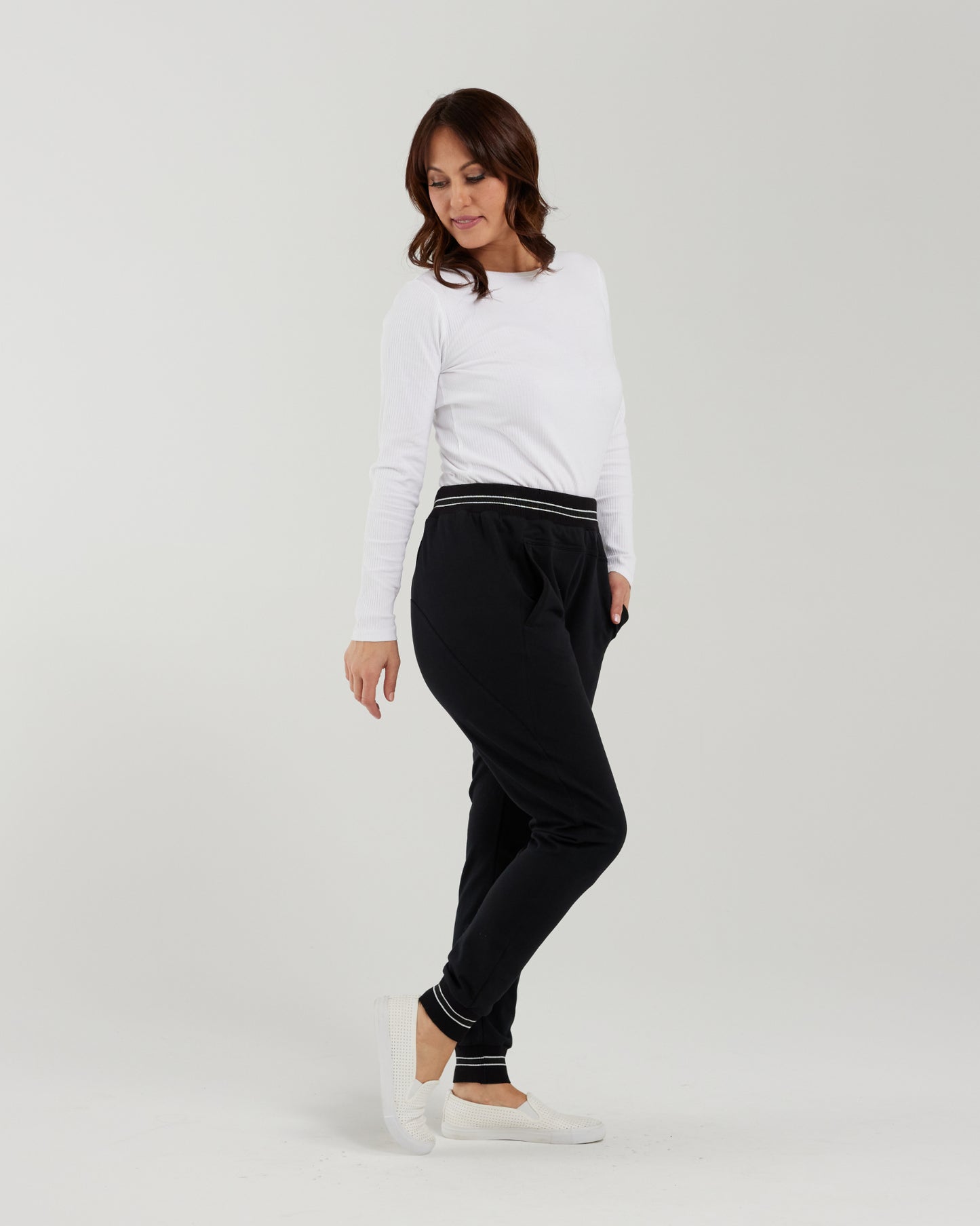 Zafina - Alice Pant Pull On Pant - Black - Due 1st March
