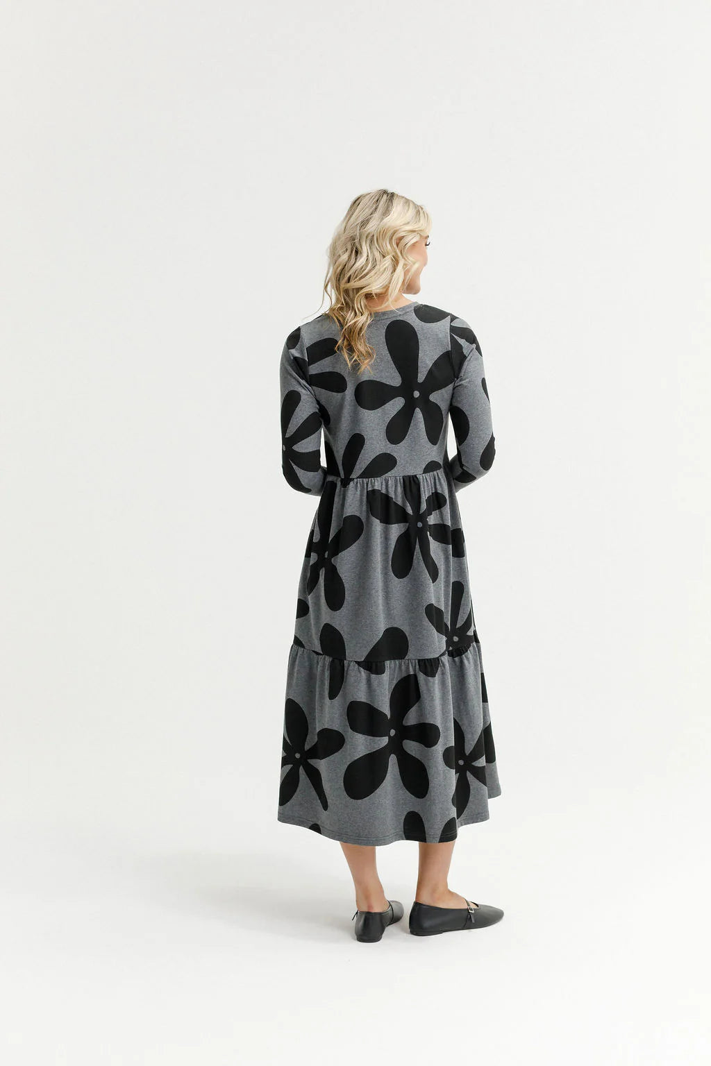 Kaitlin Dress - Graphite Daisies