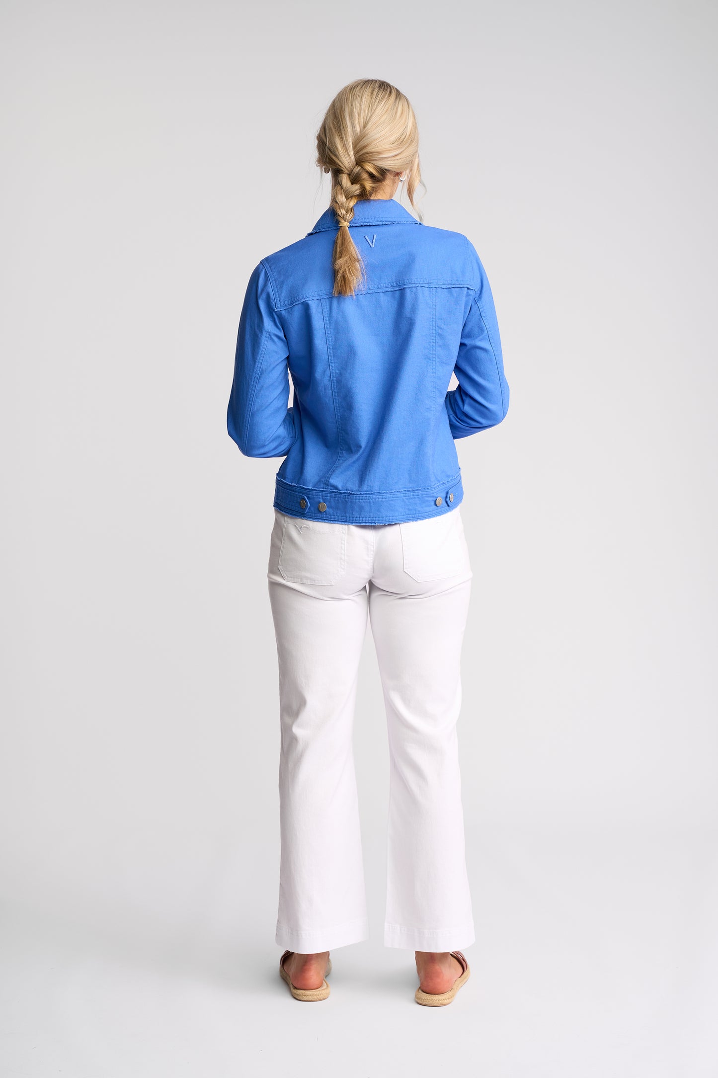 2026A - Aura Jacket - French Blue