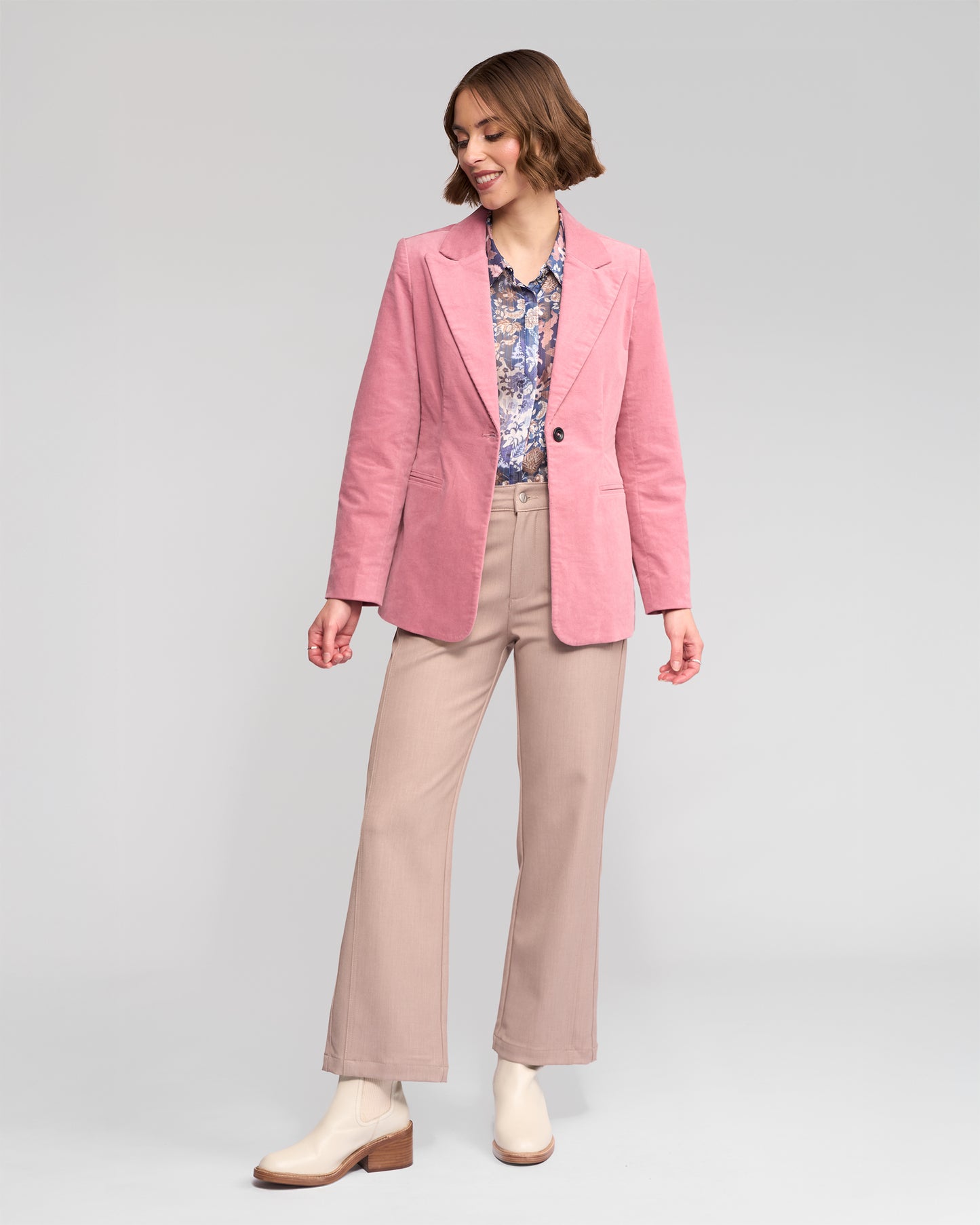 Gallery Cord Blazer - Dusky Pink