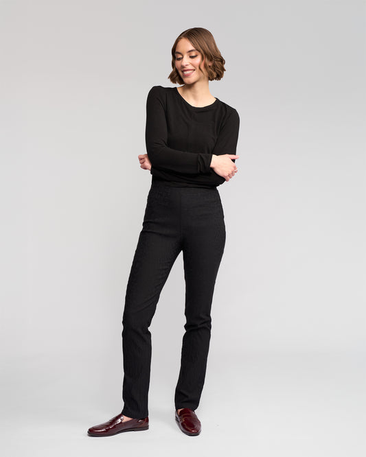 Bay Embossed Pull On - 234AF - Black