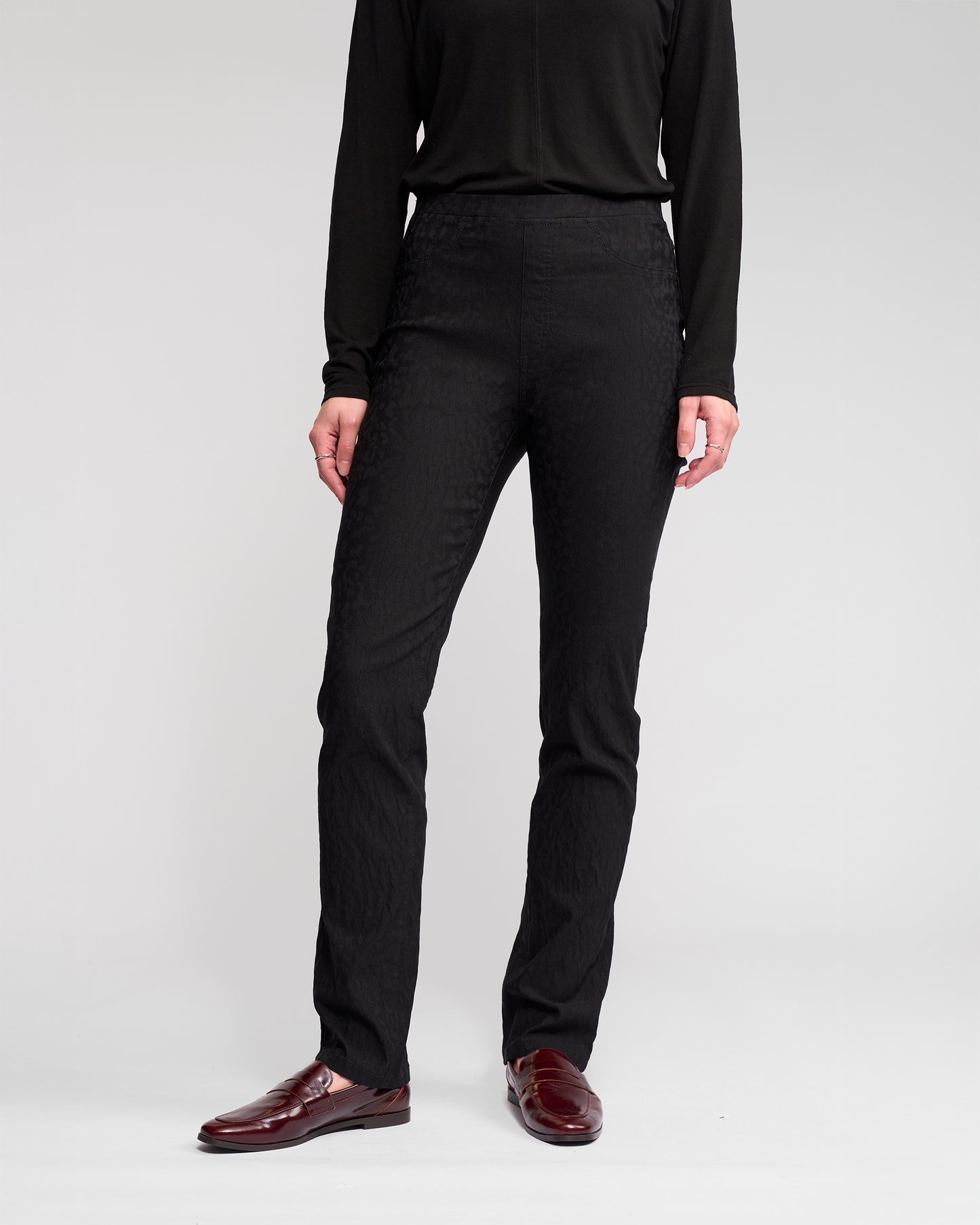Bay Embossed Pull On - 234AF - Black