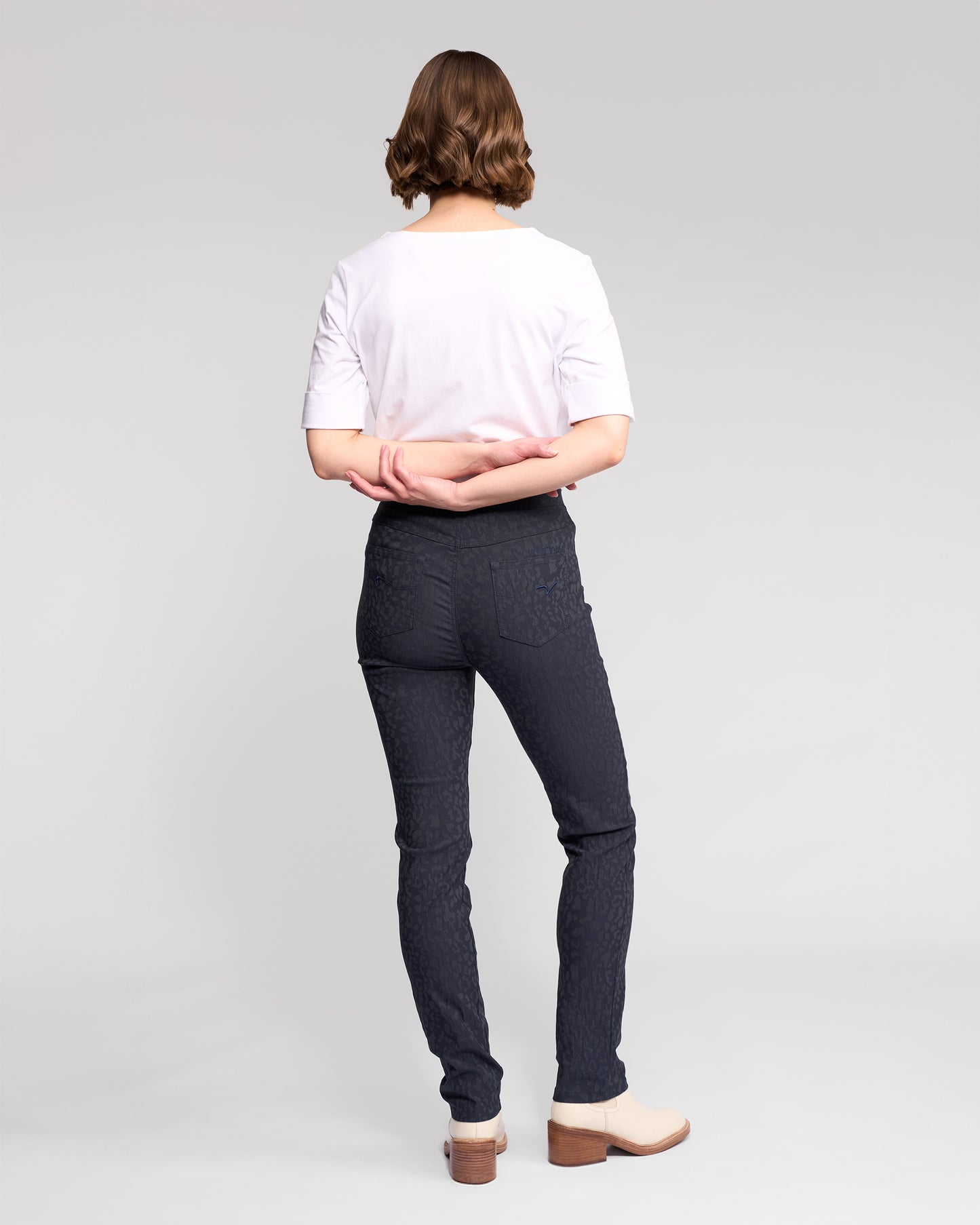Bay Embossed Pull On - 234AF - Navy