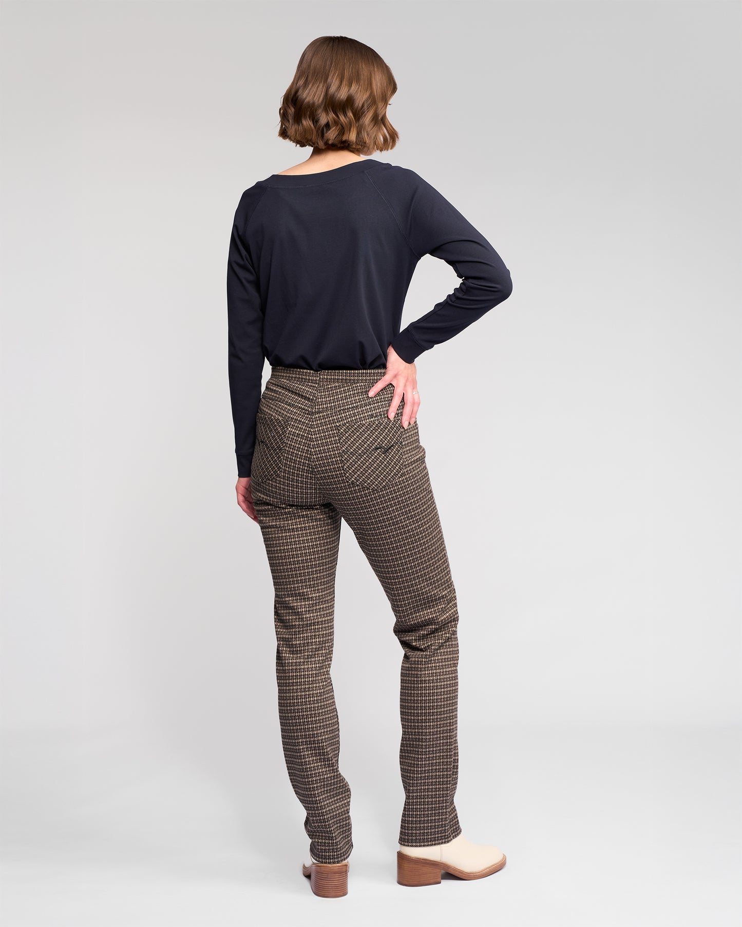 Bay Knit Pull On - 234B - Nova