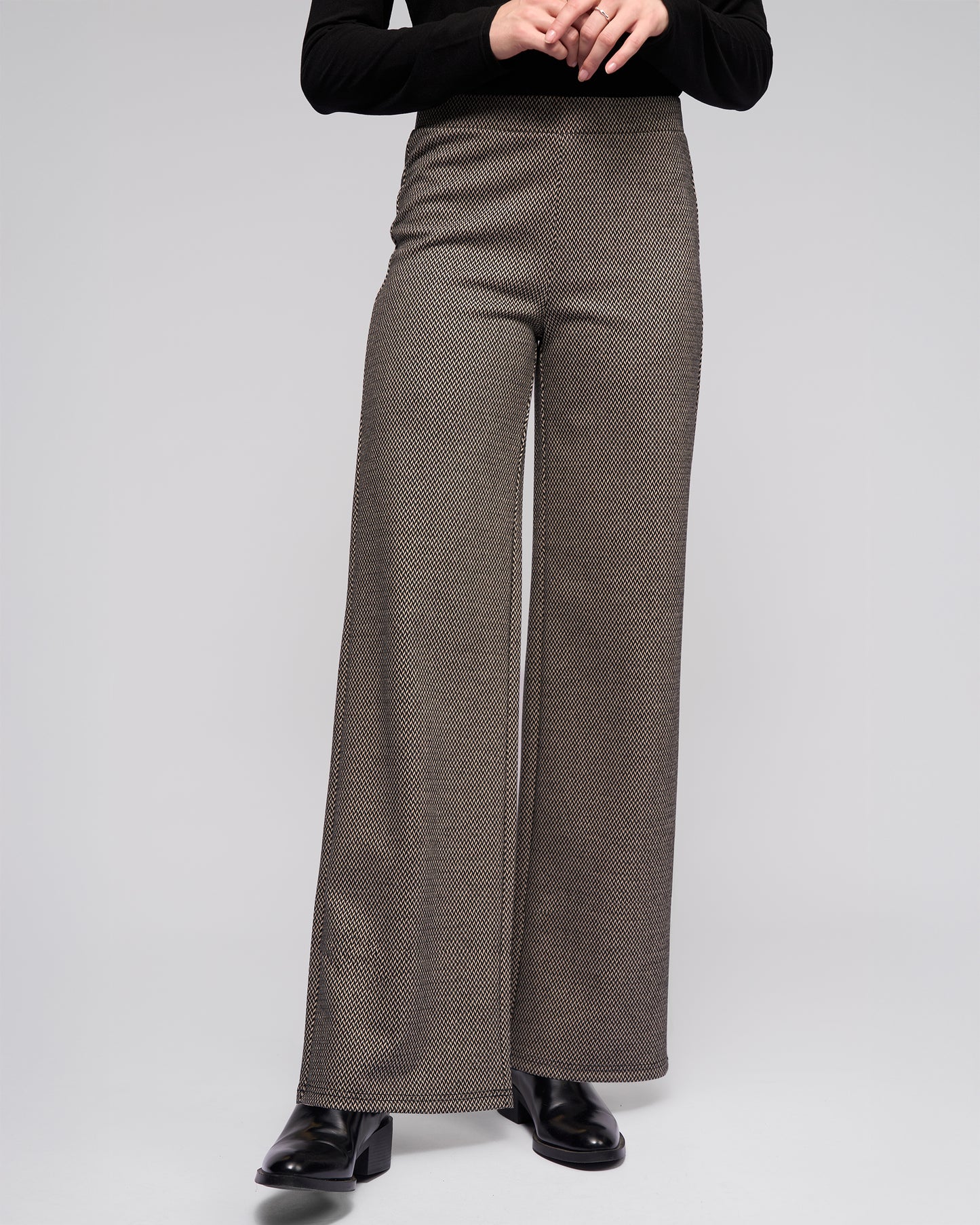 Loft Knit Pull On - 235B - Knox