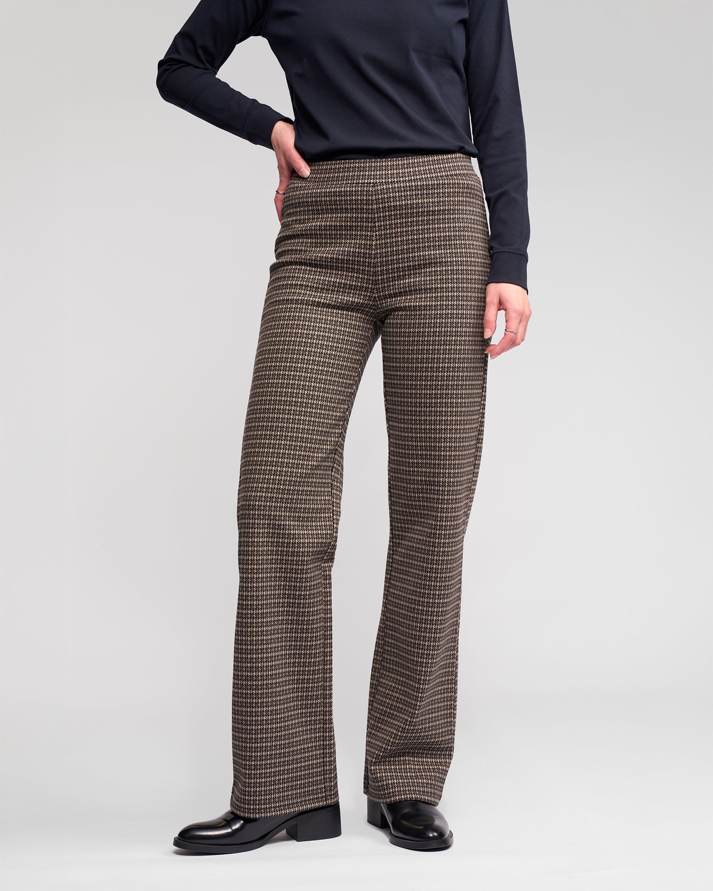 Byron Knit Pull On - 295 - Nova
