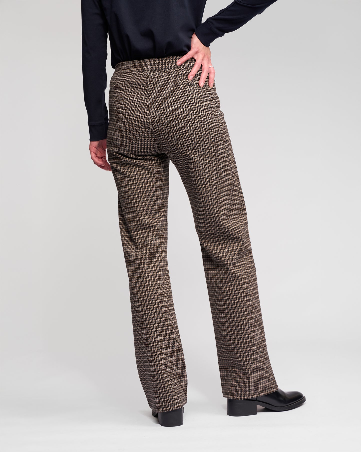 Byron Knit Pull On - 295 - Nova