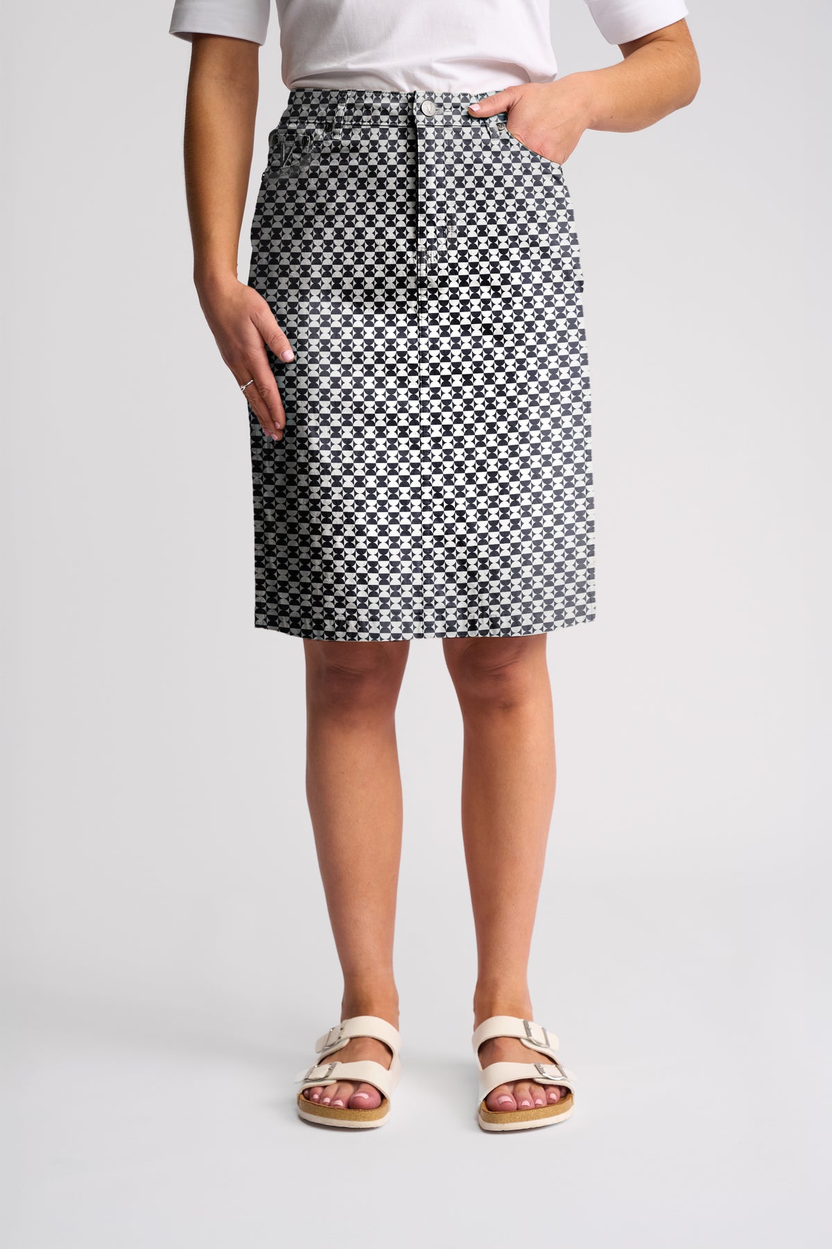 372AV - Poppy Skirt - Dixie
