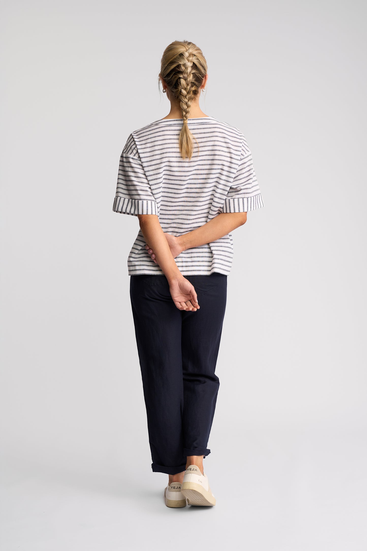 4508 - Optic Top - Black Stripe