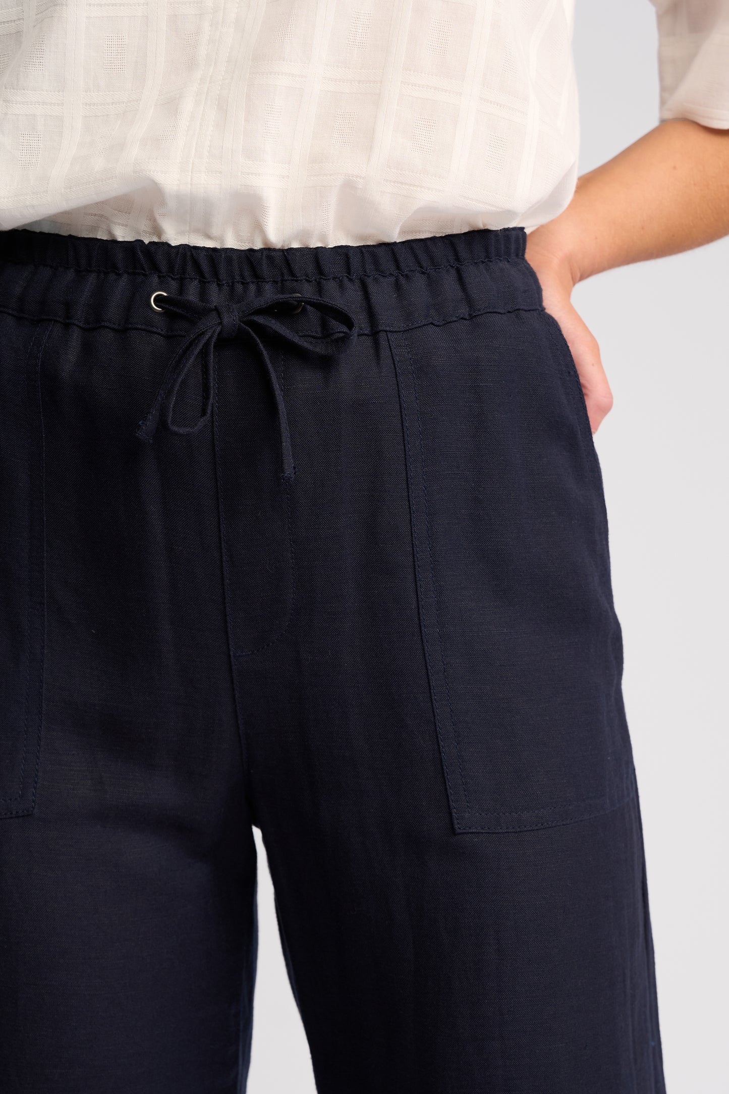 5016 - Oxford Pant - Ink - (Due 2nd Week Aug)