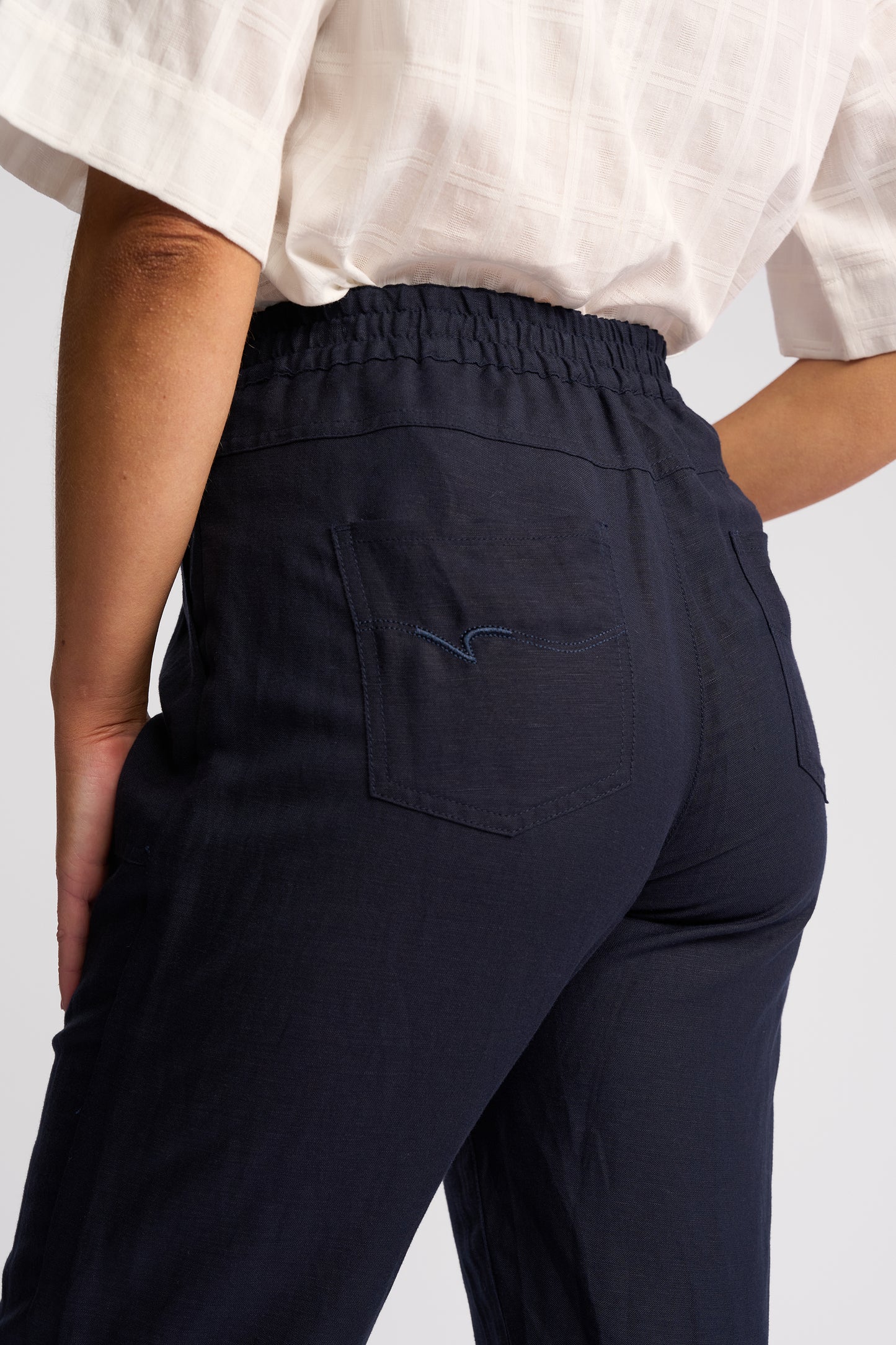 5016 - Oxford Pant - Ink - (Due 2nd Week Aug)